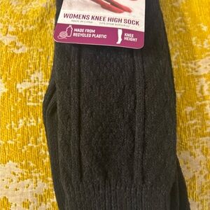 Muk Luks Women's Black Knee High Socks